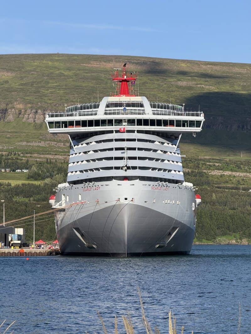 Budgeting Your Hurtigruten Voyage: Meals, Excursions, and Child Fares